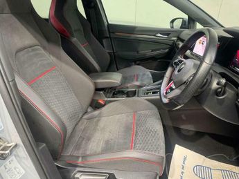 Volkswagen Golf GTi 2.0 Golf Clubsport GTi TSi Semi-Auto 5dr