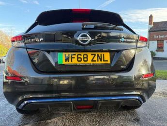 Nissan Leaf 40kWh Tekna Auto 5dr
