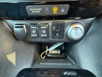 Nissan Leaf 40kWh Tekna Auto 5dr