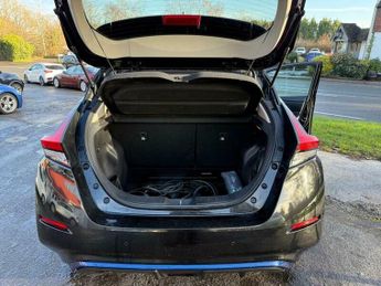 Nissan Leaf 40kWh Tekna Auto 5dr
