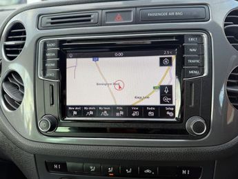 Volkswagen Tiguan R LINE TDI BLUEMOTION TECH 4MOTION DSG