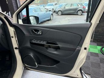 Renault Captur 1.2 TCe Dynamique S MediaNav EDC Euro 5 5dr