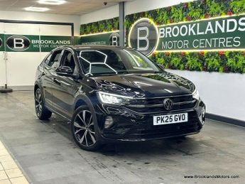 Volkswagen Taigo Taigo 1.0 R-LINE TSI DSG [SAT NAV, PANORAMIC ROOF & HEATED SEATS