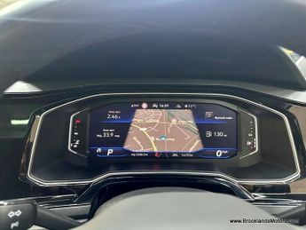 Volkswagen Taigo Taigo 1.0 R-LINE TSI DSG [SAT NAV, PANORAMIC ROOF & HEATED SEATS