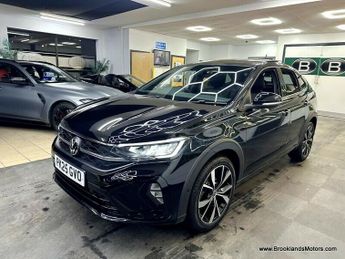 Volkswagen Taigo Taigo 1.0 R-LINE TSI DSG [SAT NAV, PANORAMIC ROOF & HEATED SEATS