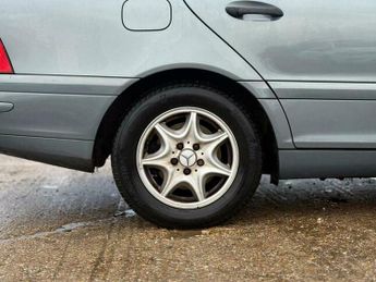 Mercedes-Benz C Class 2.1 C200 SE 5dr