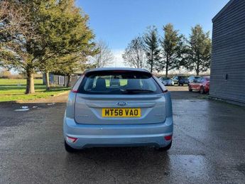 Ford Focus 1.6 Style 5dr