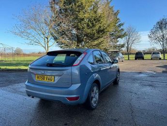 Ford Focus 1.6 Style 5dr