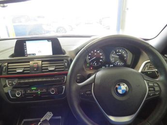 BMW 2 SERIES 218i SPORT