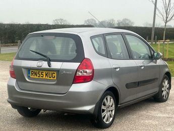 Honda Jazz 1.4 i-DSI SE CVT-7 5dr