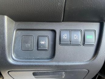 Nissan Serena 2.0 Highway Star S-Hybrid 8 Seater Auto 5dr