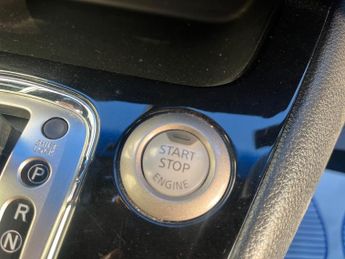 Nissan Serena 2.0 Highway Star S-Hybrid 8 Seater Auto 5dr
