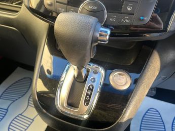 Nissan Serena 2.0 Highway Star S-Hybrid 8 Seater Auto 5dr