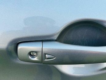 Nissan Qashqai 1.2 DIG-T n-tec+ XTRON 2WD Euro 6 (s/s) 5dr