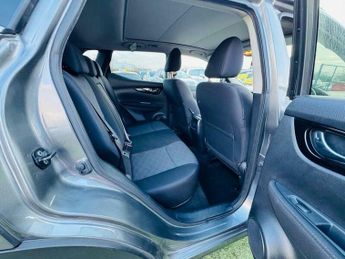 Nissan Qashqai 1.2 DIG-T n-tec+ XTRON 2WD Euro 6 (s/s) 5dr