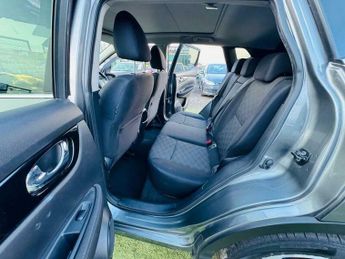 Nissan Qashqai 1.2 DIG-T n-tec+ XTRON 2WD Euro 6 (s/s) 5dr