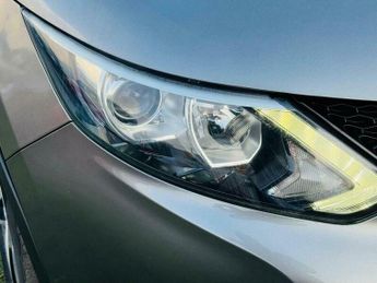 Nissan Qashqai 1.2 DIG-T n-tec+ XTRON 2WD Euro 6 (s/s) 5dr