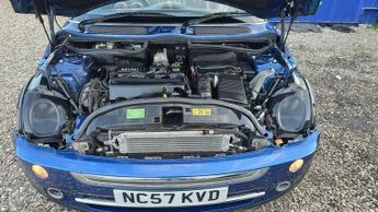 MINI Convertible 1.6 Cooper CVT Euro 3 2dr