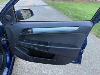 Vauxhall Astra 1.8i 16v Active 5dr