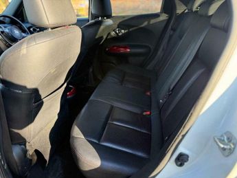 Nissan Juke 1.6 Tekna XTRON Euro 6 5dr