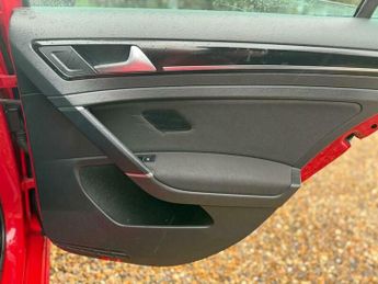 Volkswagen Golf 2.0 TDI BlueMotion Tech GT DSG Euro 5 (s/s) 5dr