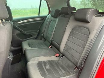 Volkswagen Golf 2.0 TDI BlueMotion Tech GT DSG Euro 5 (s/s) 5dr