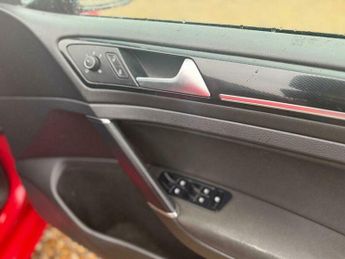 Volkswagen Golf 2.0 TDI BlueMotion Tech GT DSG Euro 5 (s/s) 5dr