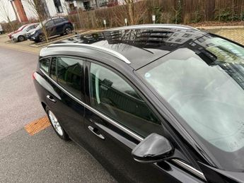 Ford Focus 1.0T EcoBoost Zetec Auto Euro 6 (s/s) 5dr