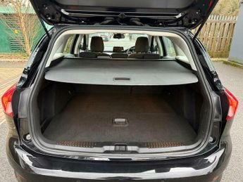 Ford Focus 1.0T EcoBoost Zetec Auto Euro 6 (s/s) 5dr