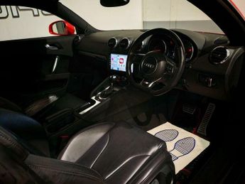 Audi TT 2.0 TDI Black Edition S Tronic quattro Euro 5 3dr