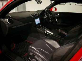 Audi TT 2.0 TDI Black Edition S Tronic quattro Euro 5 3dr