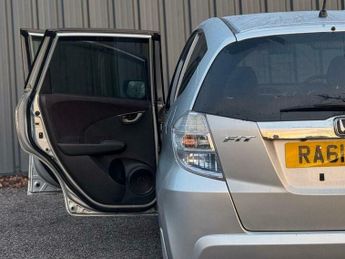 Honda Jazz 1.3h IMA HS-T CVT Euro 5 5dr