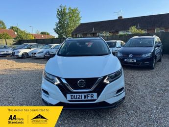 Nissan Qashqai 1.3 DiG-T 160 [157] N-Connecta 5dr DCT Glass Roof Euro 6
