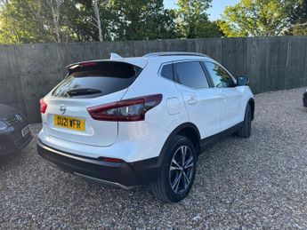 Nissan Qashqai 1.3 DiG-T 160 [157] N-Connecta 5dr DCT Glass Roof Euro 6