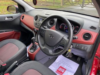 Hyundai I10 PREMIUM !! ULEZ COMPLIANT - NEW MOT - FULL SERVICE HISTORY - EXC