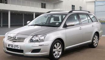 Toyota Avensis 2.0 D-4D Colour Collection 5dr
