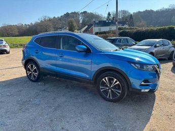 Nissan Qashqai 1.3 DIG-T N-Connecta Euro 6 (s/s) 5dr