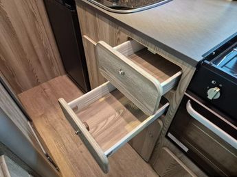 MAN TGE Camper 3.140 Lion XS LWB Auto