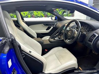 Jaguar F-Type I4 R-DYNAMIC [3X SERVICES, SAT NAV, LEATHER, HEATED SEATS, PANOR