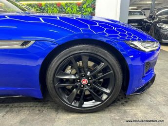 Jaguar F-Type I4 R-DYNAMIC [3X SERVICES, SAT NAV, LEATHER, HEATED SEATS, PANOR