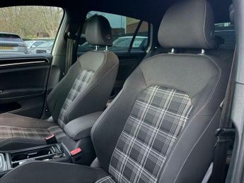 Volkswagen Golf 2.0 TDI BlueMotion Tech GTD DSG Euro 6 (s/s) 5dr