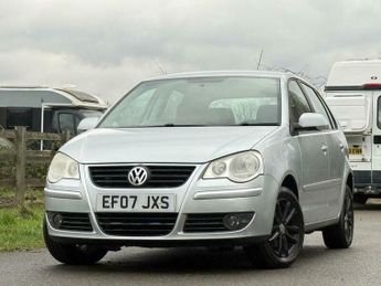Volkswagen Polo 1.4 S 5dr