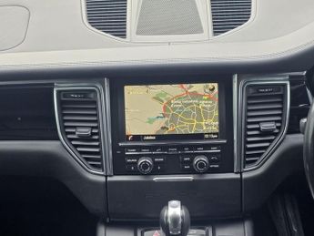 Porsche Macan D S PDK