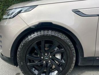 Land Rover Discovery 3.0 D250 MHEV R-Dynamic SE Auto 4WD Euro 6 (s/s) 5dr