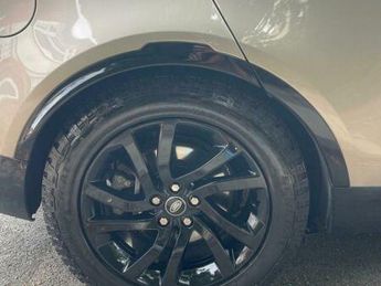 Land Rover Discovery 3.0 D250 MHEV R-Dynamic SE Auto 4WD Euro 6 (s/s) 5dr