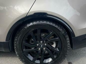 Land Rover Discovery 3.0 D250 MHEV R-Dynamic SE Auto 4WD Euro 6 (s/s) 5dr