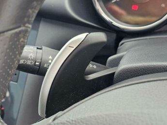 Peugeot 3008 1.6 HDi Exclusive EGC Euro 5 5dr