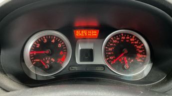 Renault Clio 1.2 Dynamique TomTom Sport Tourer 5dr Petrol Manual Euro 5 (75 p