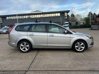 Ford Focus 1.6 Zetec Estate 5dr Petrol Automatic (159 g/km, 99 bhp)
