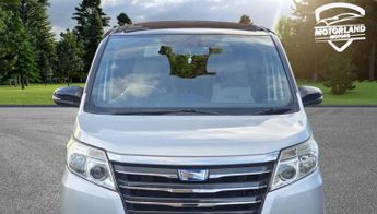 Toyota Noah 1.8L HYBRID AUTO 7 SEATS 5 DR